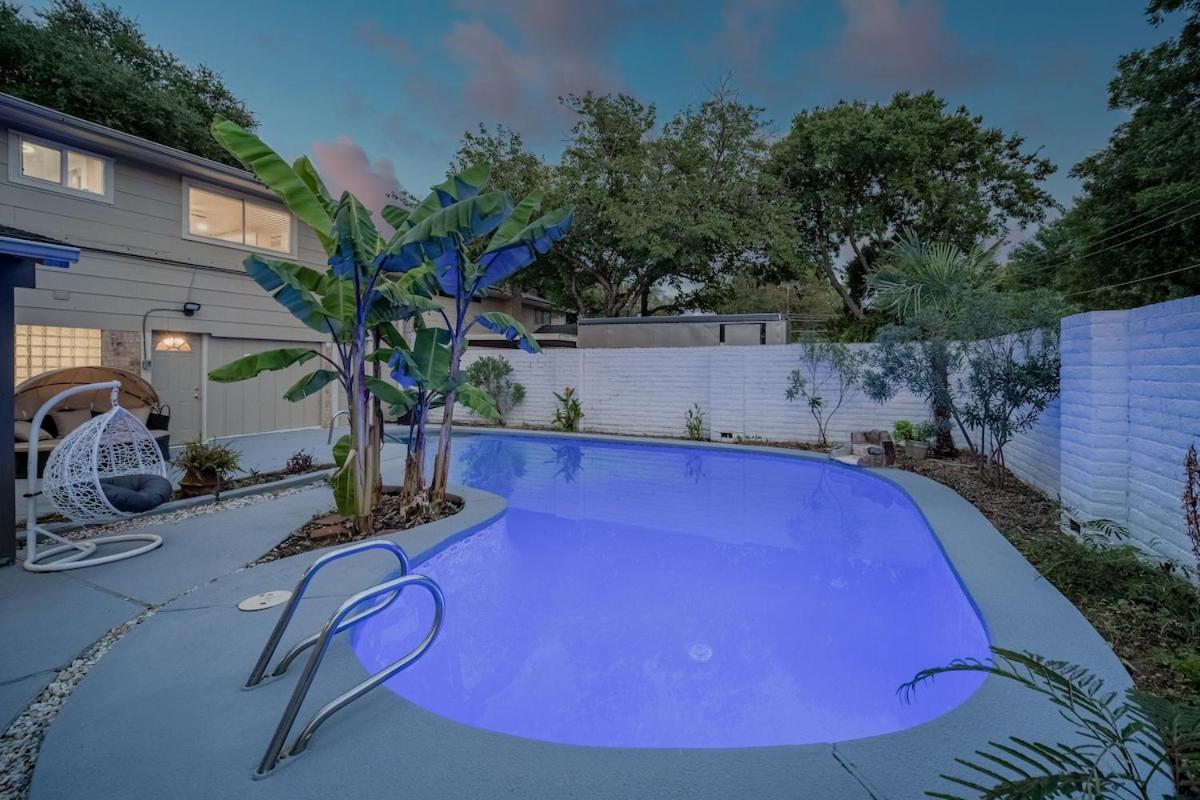 Stunning 5Br 2Ba Holiday Home With Private Pool And Cinema Dallas Zewnętrze zdjęcie